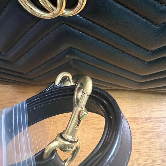 Authentic Gucci Marmont Tote Matelasse small black - Picture 8 of 15